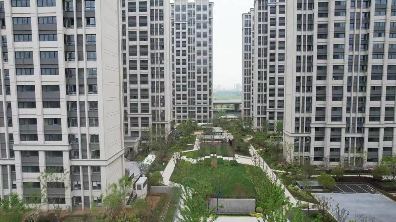 交通方便、配套齐全，824套保险房即将交付！